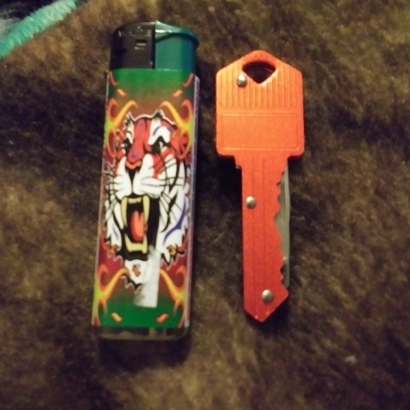 1pc Key knife new in pk - Picture 3 of 3